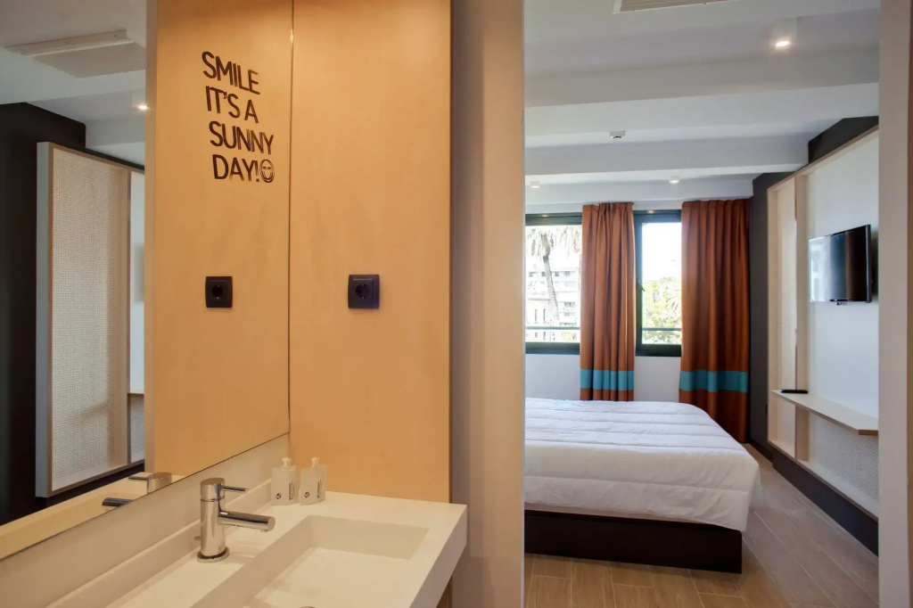 Hotel photo 18