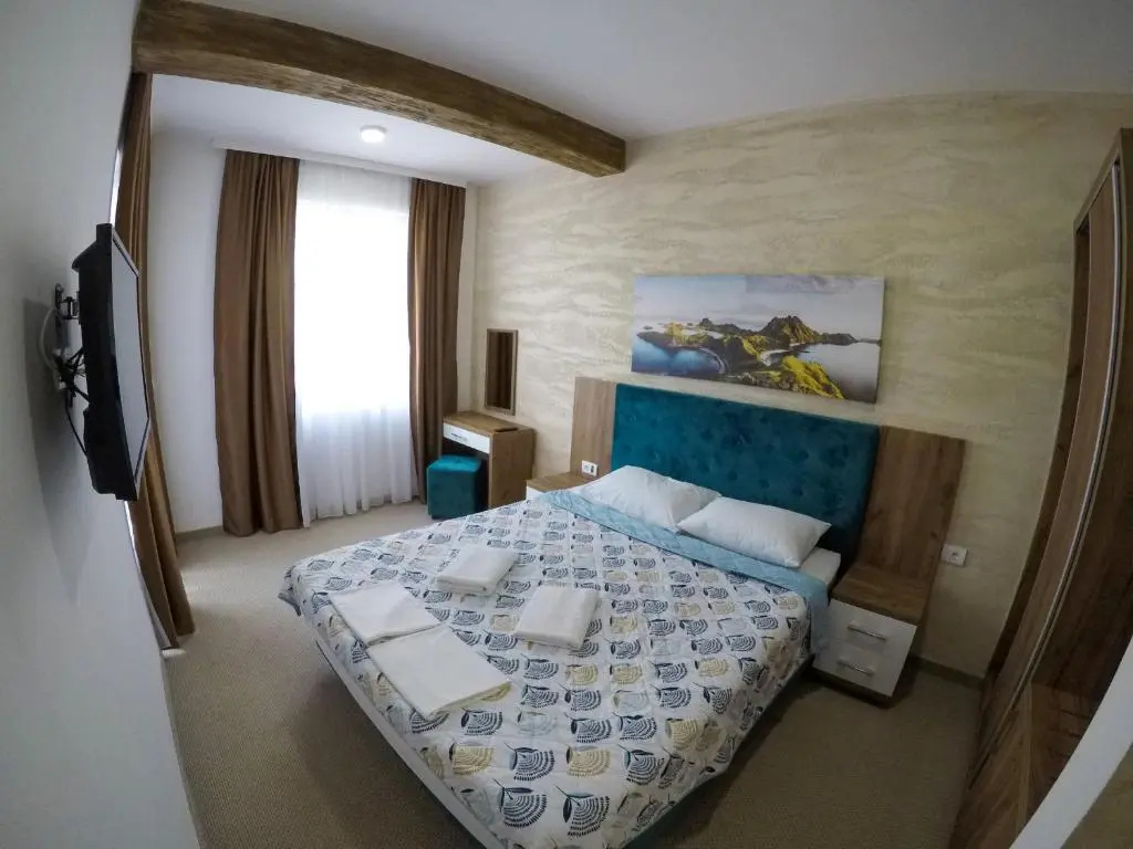 Standard Double room with pool view (full double bed)