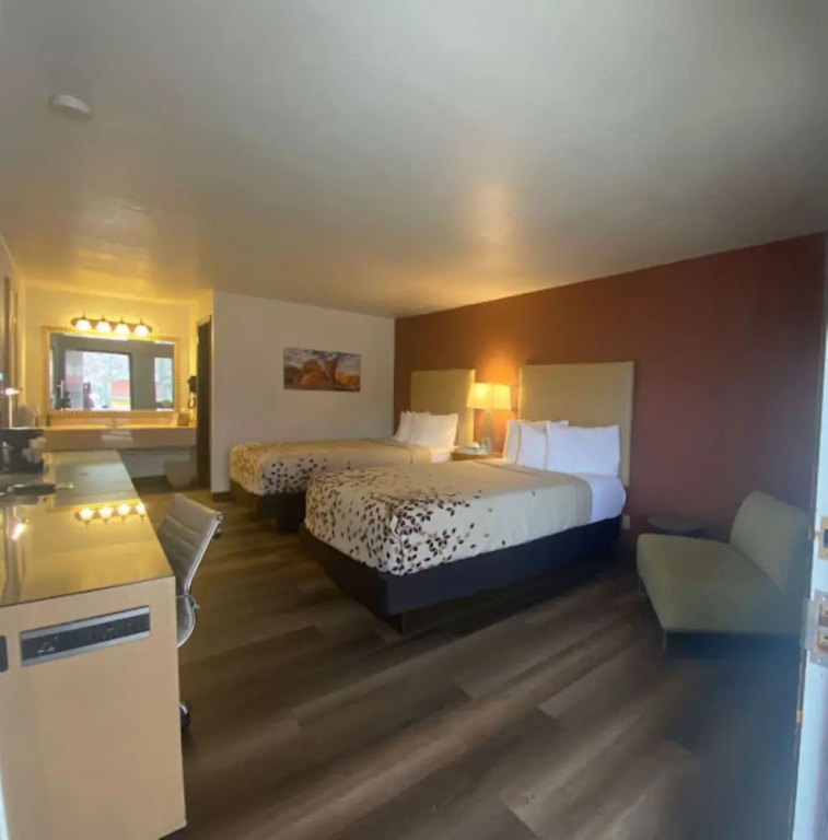 Premium Quadruple room