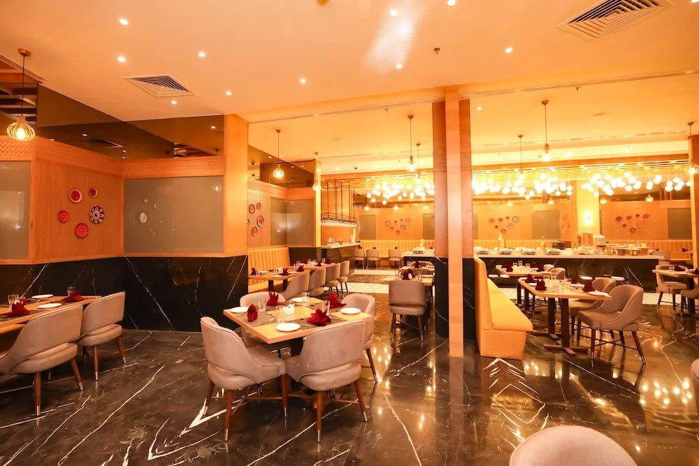 Food & Beverage