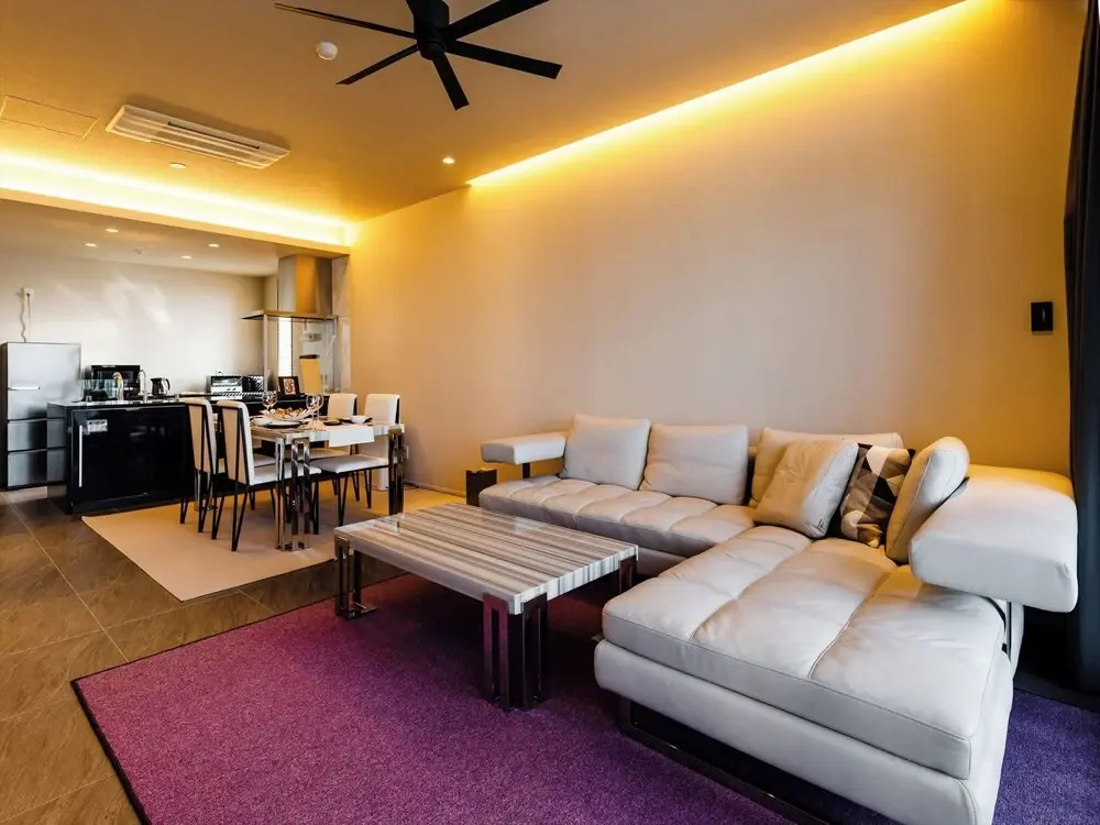 Quadruple Suite