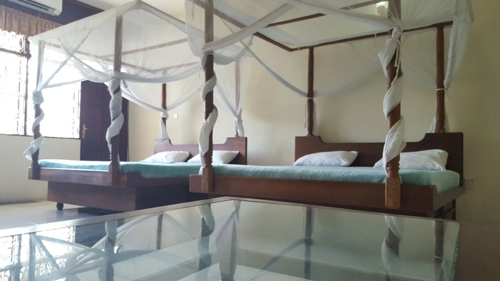 Hotel Executive 7