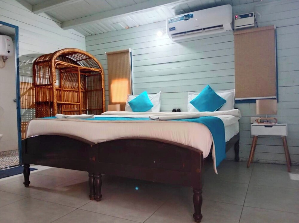 Hotel Moana Cottage Goa Near Beach