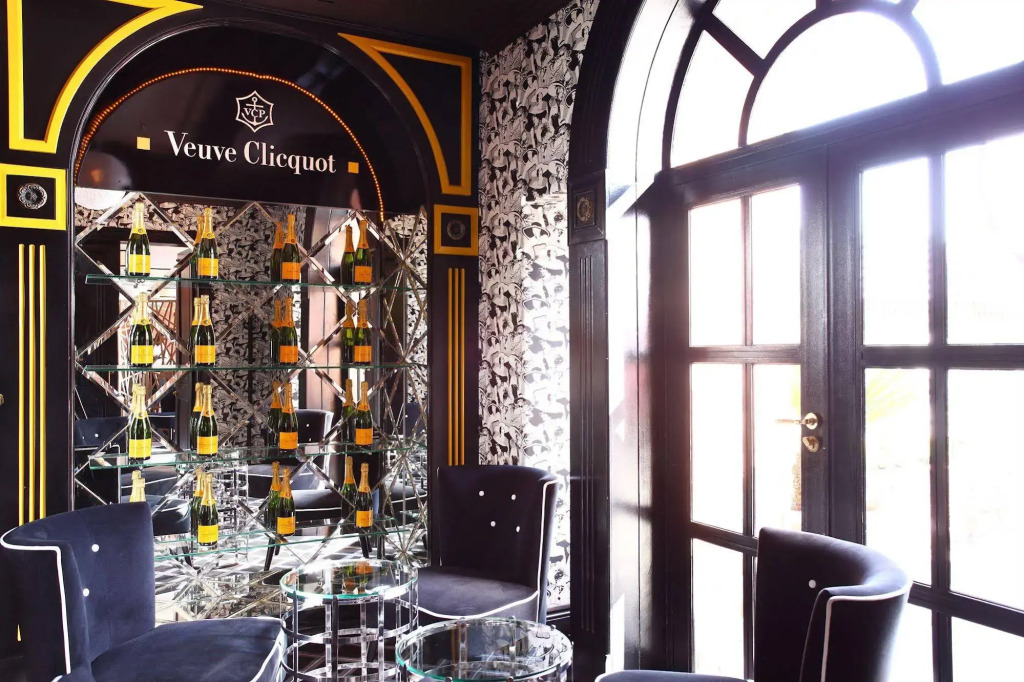 54 on Bath - фото 15