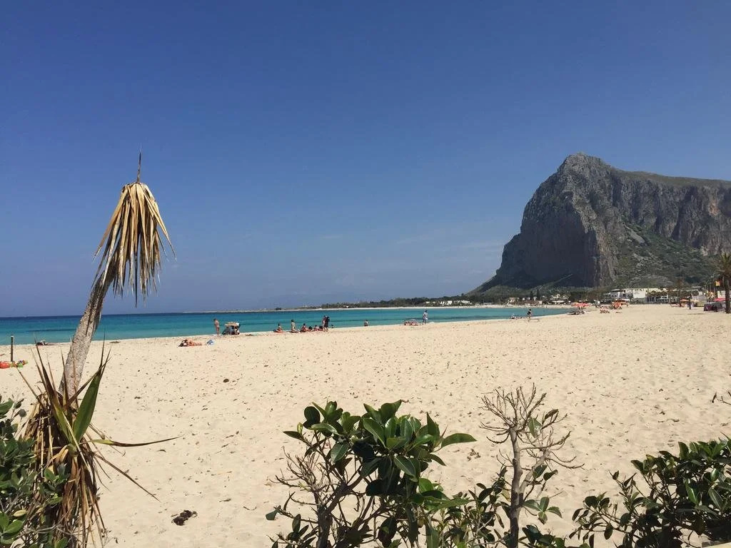Beach & Waterfront