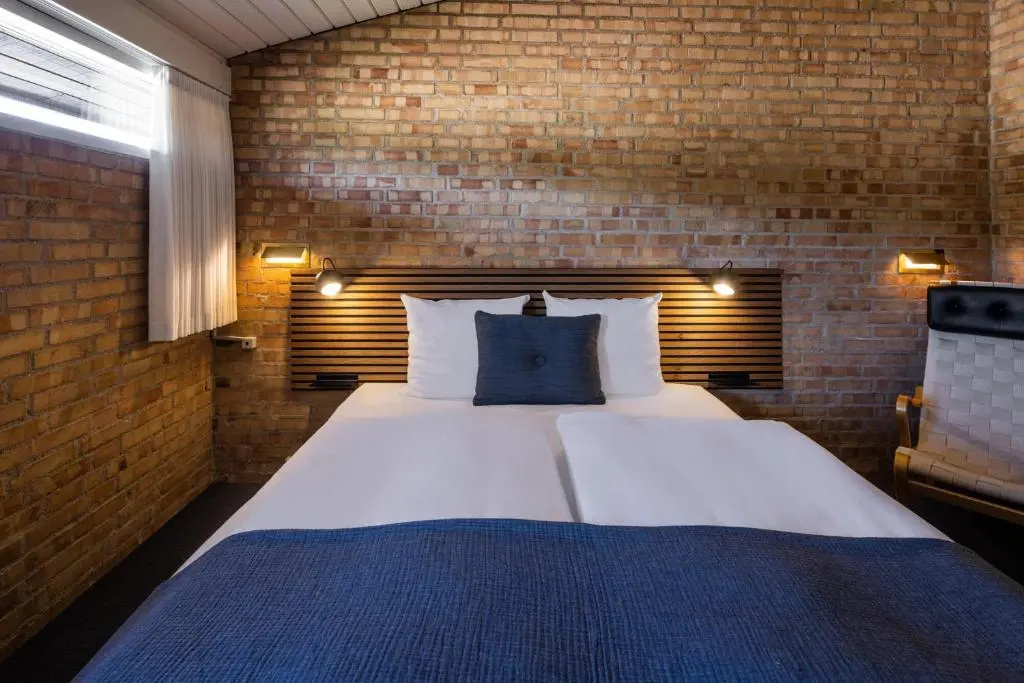 Standard Double room (full double bed)