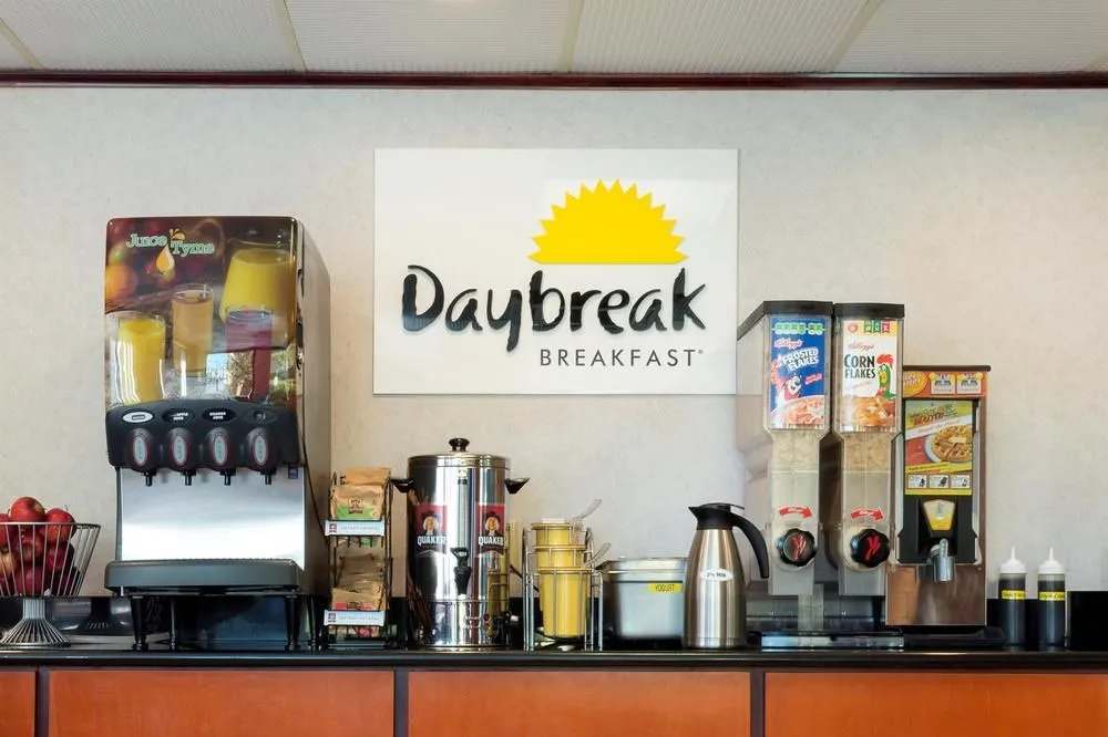 Food & Beverage
