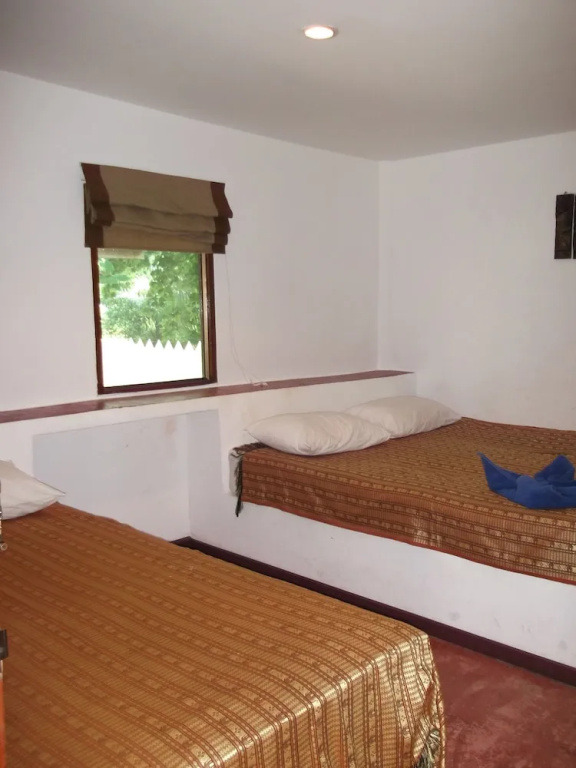 Standard Double Bungalow with balcony (twin beds)