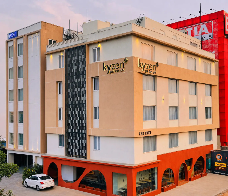 Hotel Kyzen HiTech City- Your Zenly Stay