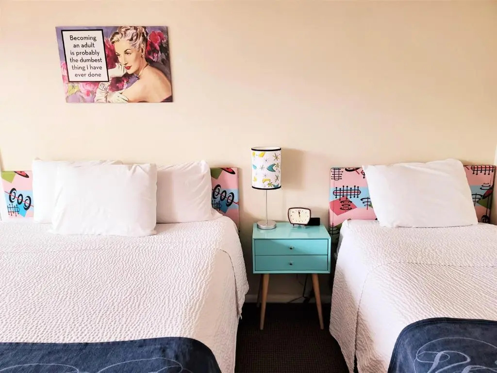 Standard Triple room