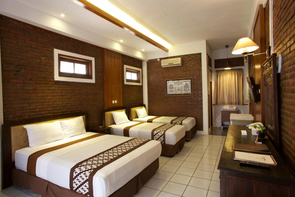 Deluxe Family room