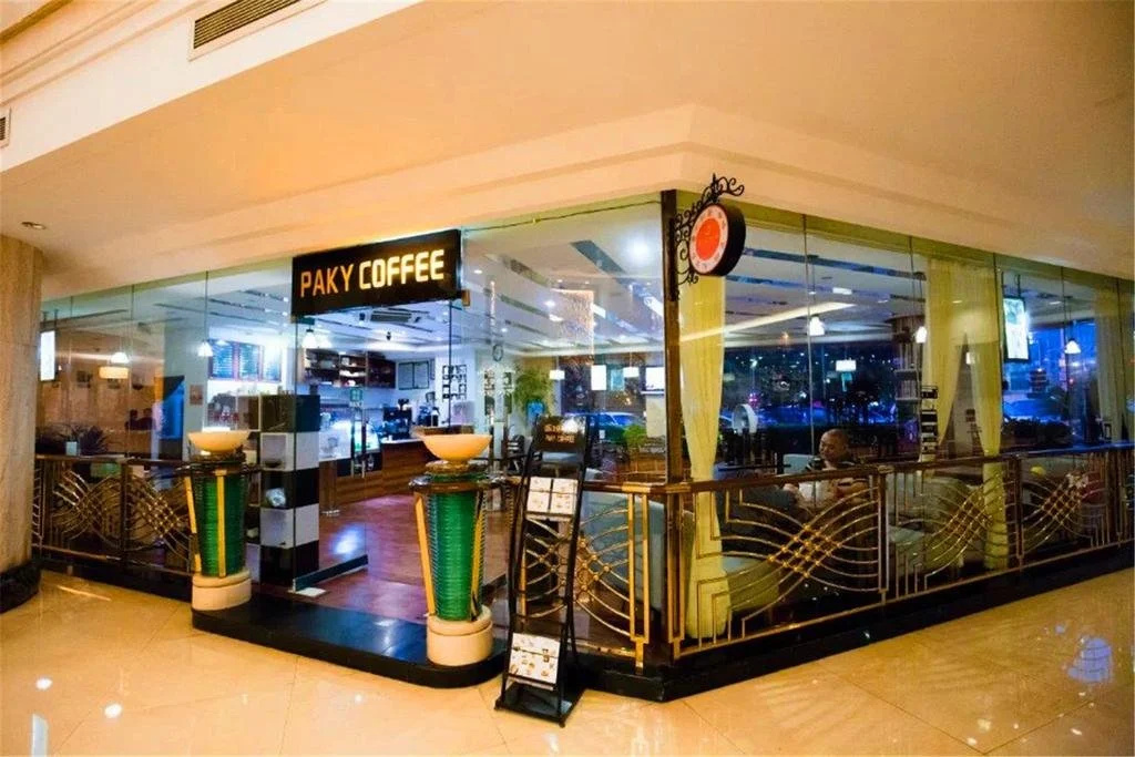 Food & Beverage