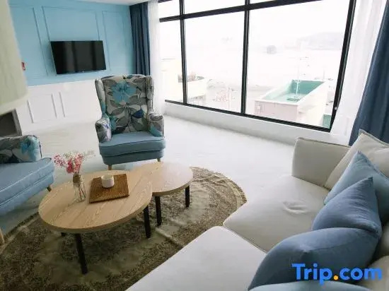2 Bedrooms Premium Double Suite (full double bed)