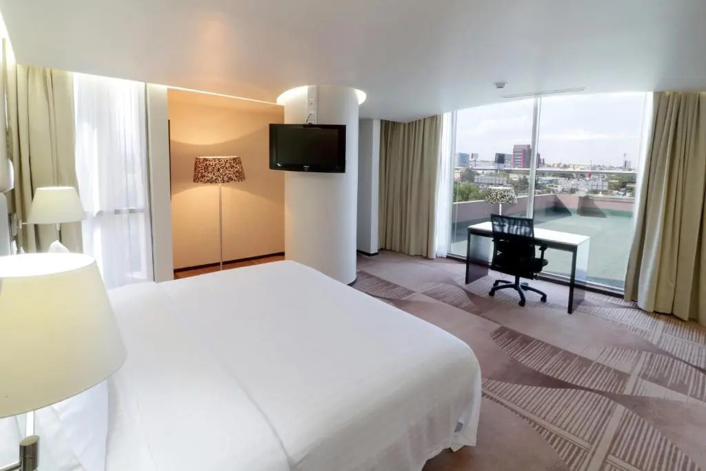 Holiday Inn Hotel & Suites Medica Sur by IHG - Chambres
