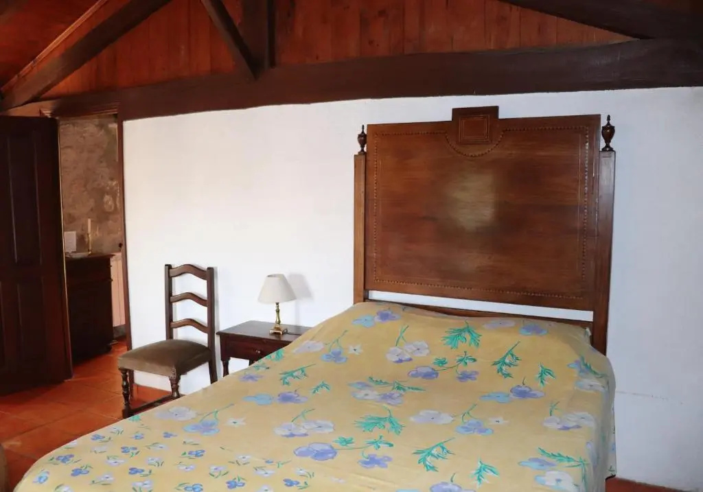 2 Bedrooms Cottage