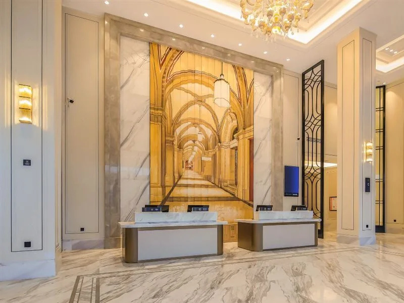 Lobby & Reception
