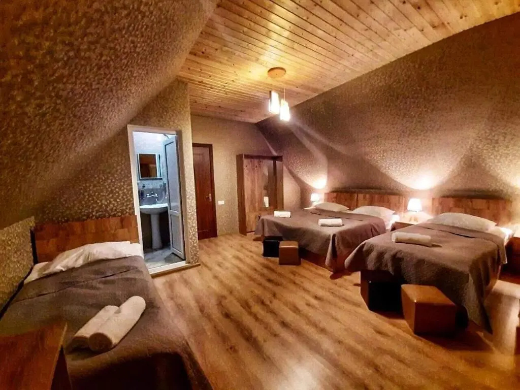 Standard Quadruple room with balcony