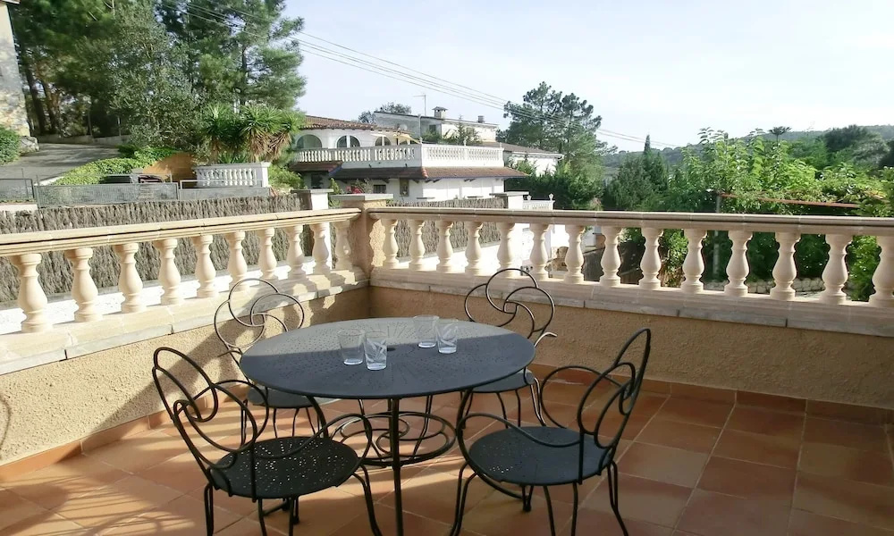 104649 - Villa in Lloret de Mar
