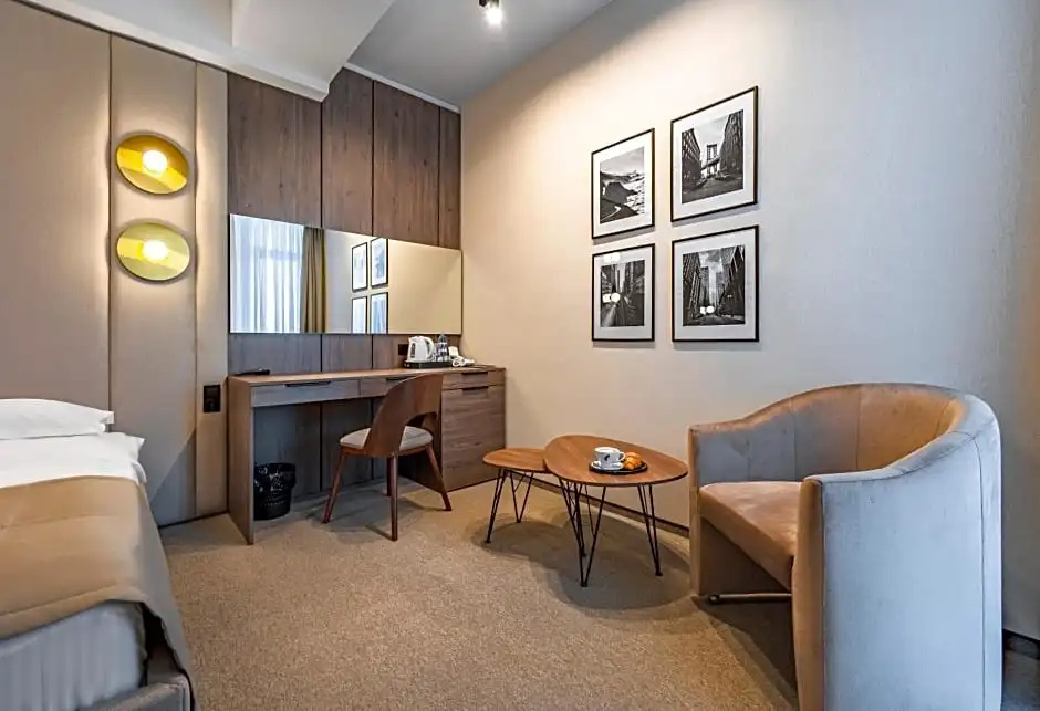 Superior Double room (full double bed)