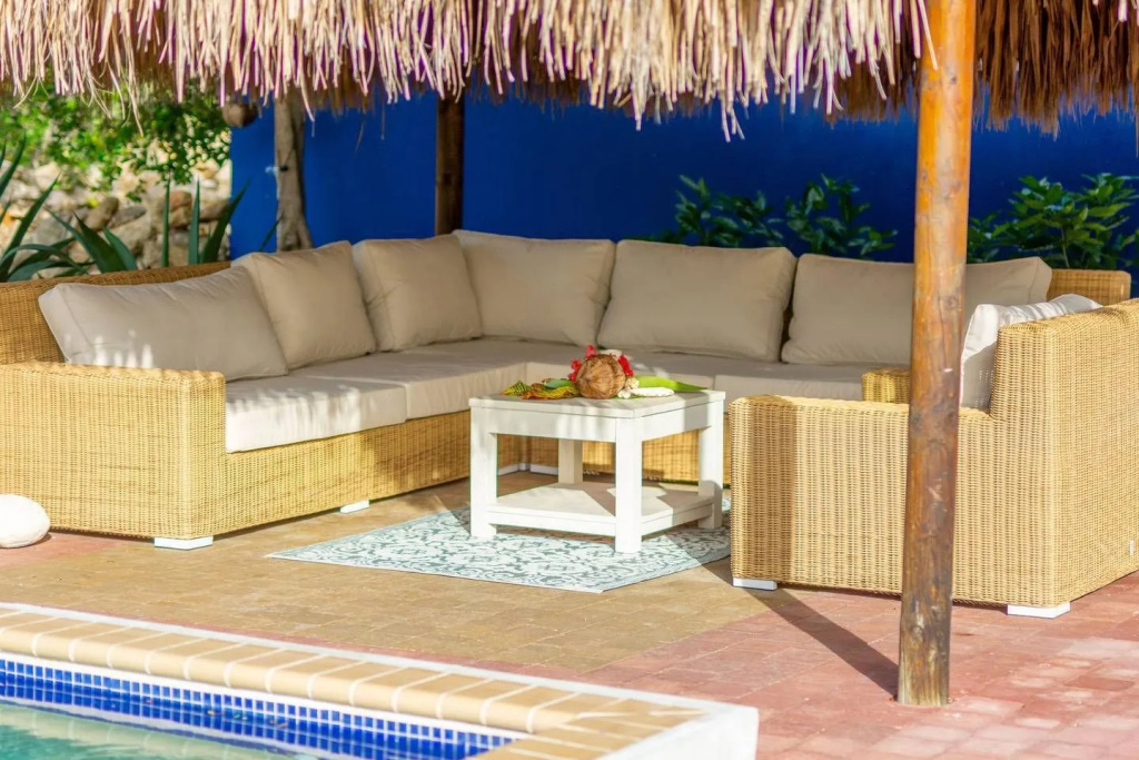 Caribbean Oasis With Tropical Garden & Pool