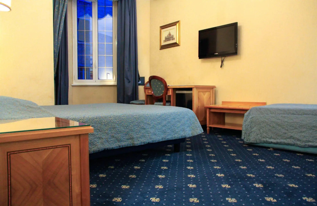 Hotel photo 11