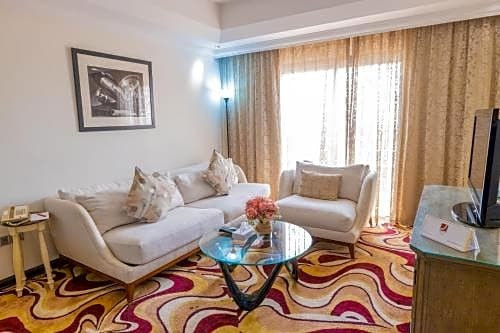 Ewan Ajman Suites Hotel
