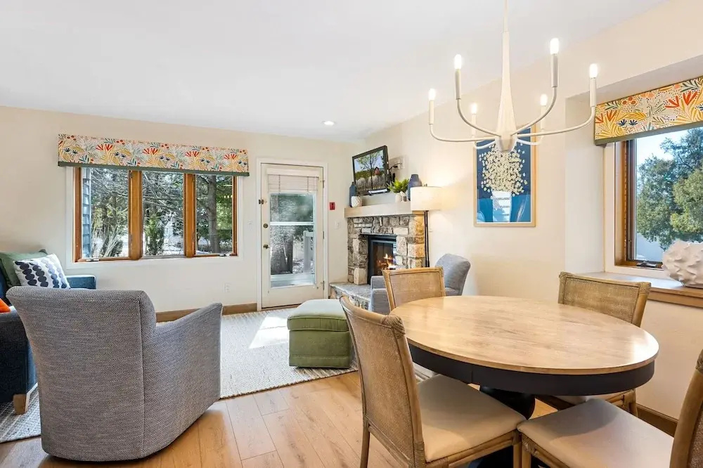 Evergreen Hill Condominiums - Chambres