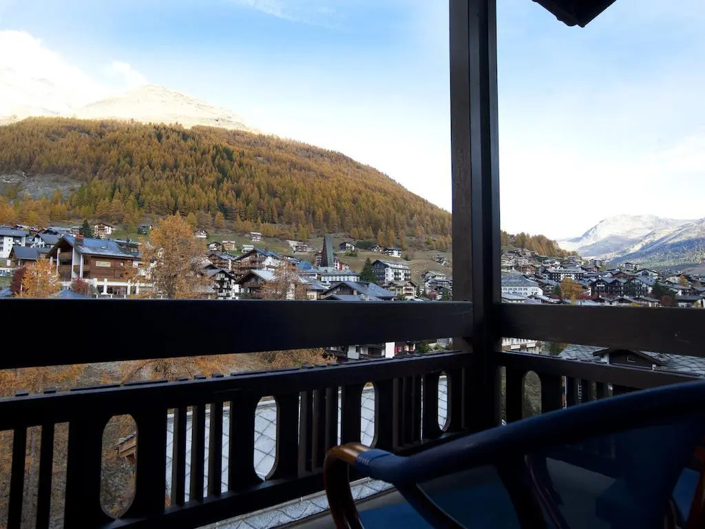 Balcony & Terrace