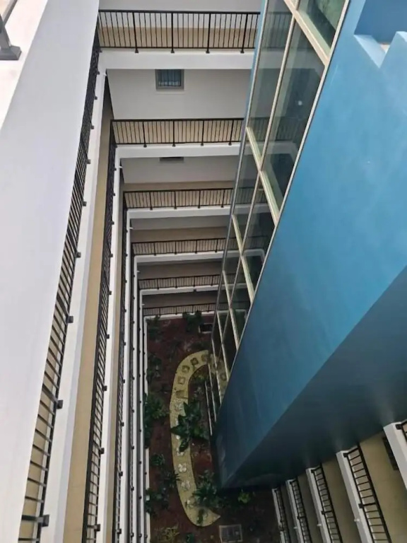 Deanery Apartments - Pool - AC - 24hrs