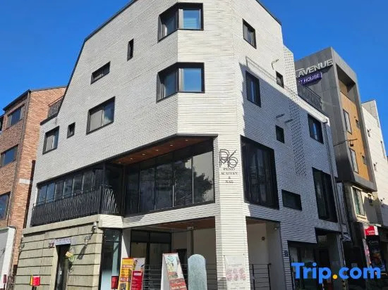 HongDae, 6 ppl, new building, Big terrace