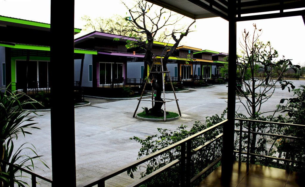 Balcony & Terrace