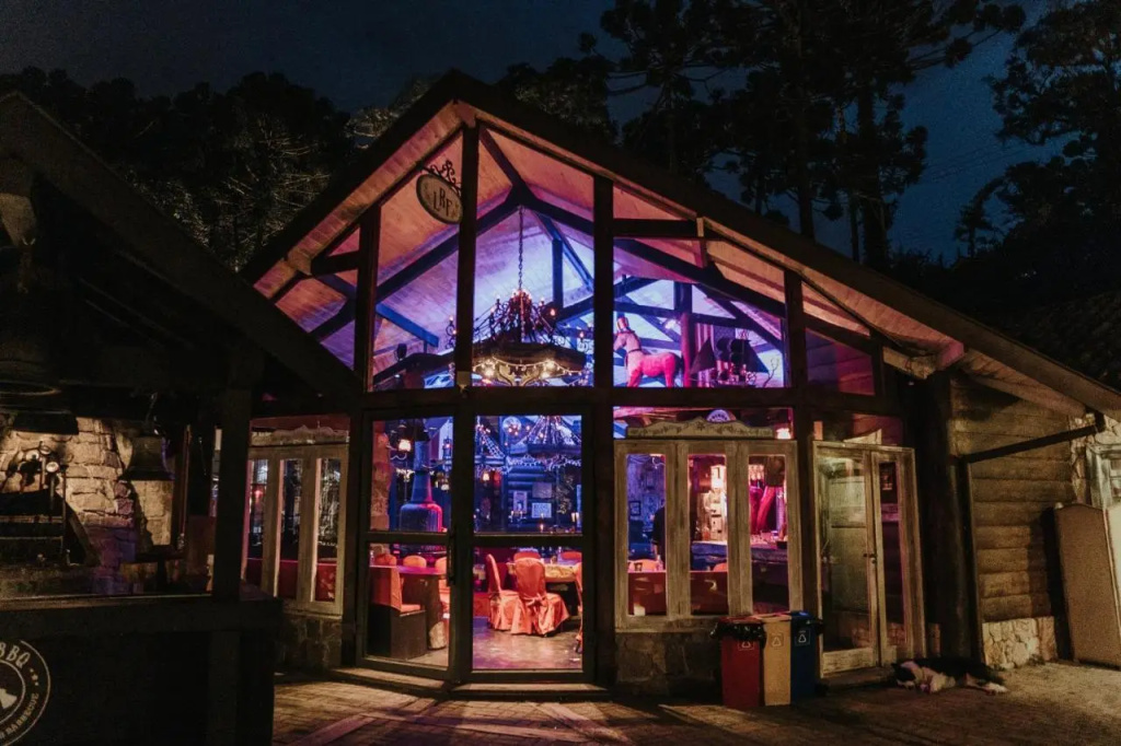Art Bbq Lodge