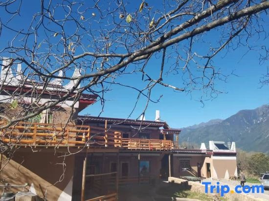 Mountain and cloud boutique inn（Jiaju Village） in Danba