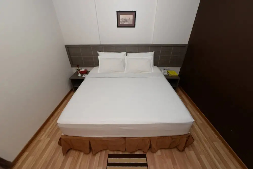 Min Nandar Garden Hotel - Chambres