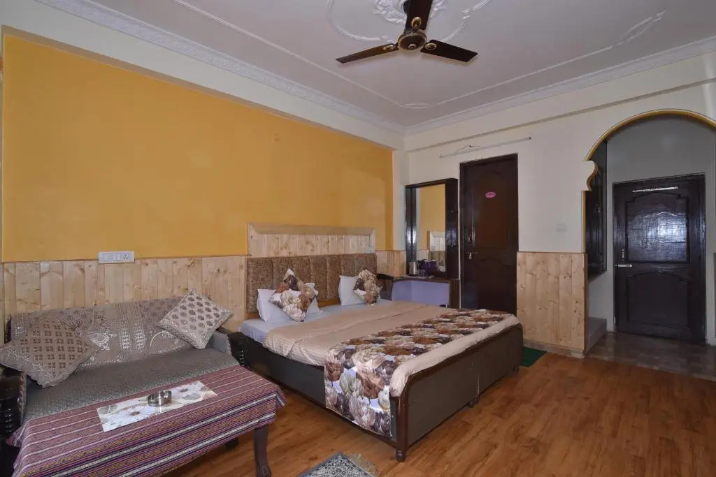 Bedroom