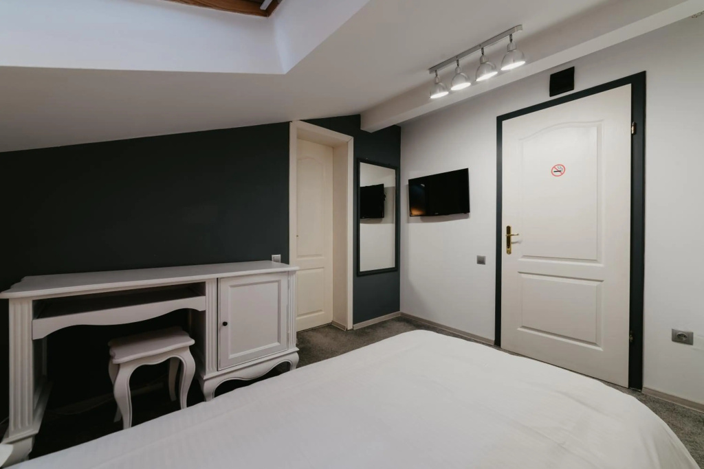 Hotel Meteor Cluj — 3