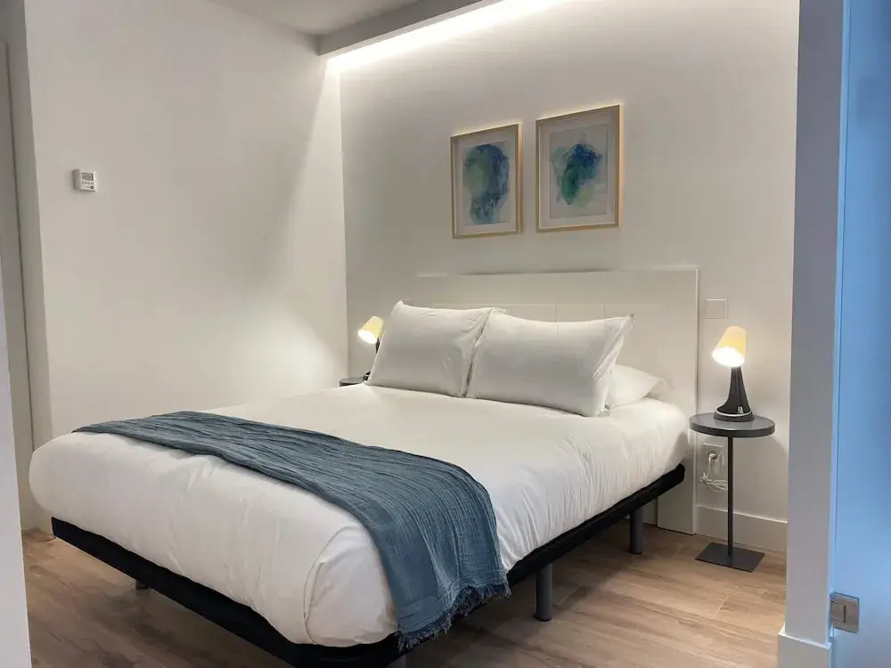 w Majestic 2BR at Palacio Real