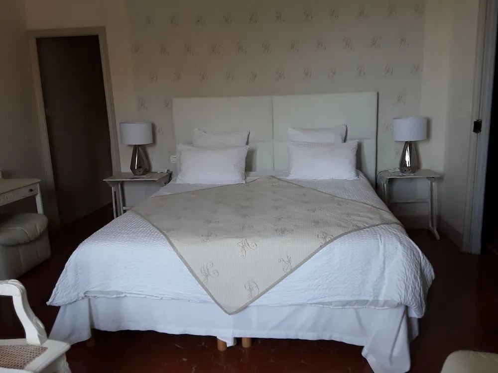 Voir la photo 3 — Les Hauts de Corneilhan