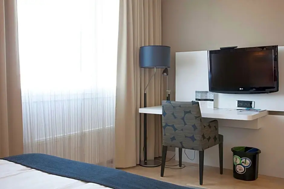 Standard Family room with city view