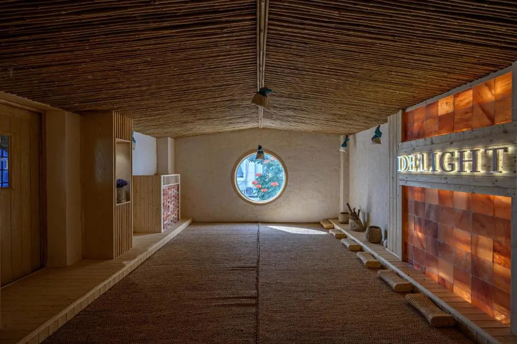 Delight Hotel
