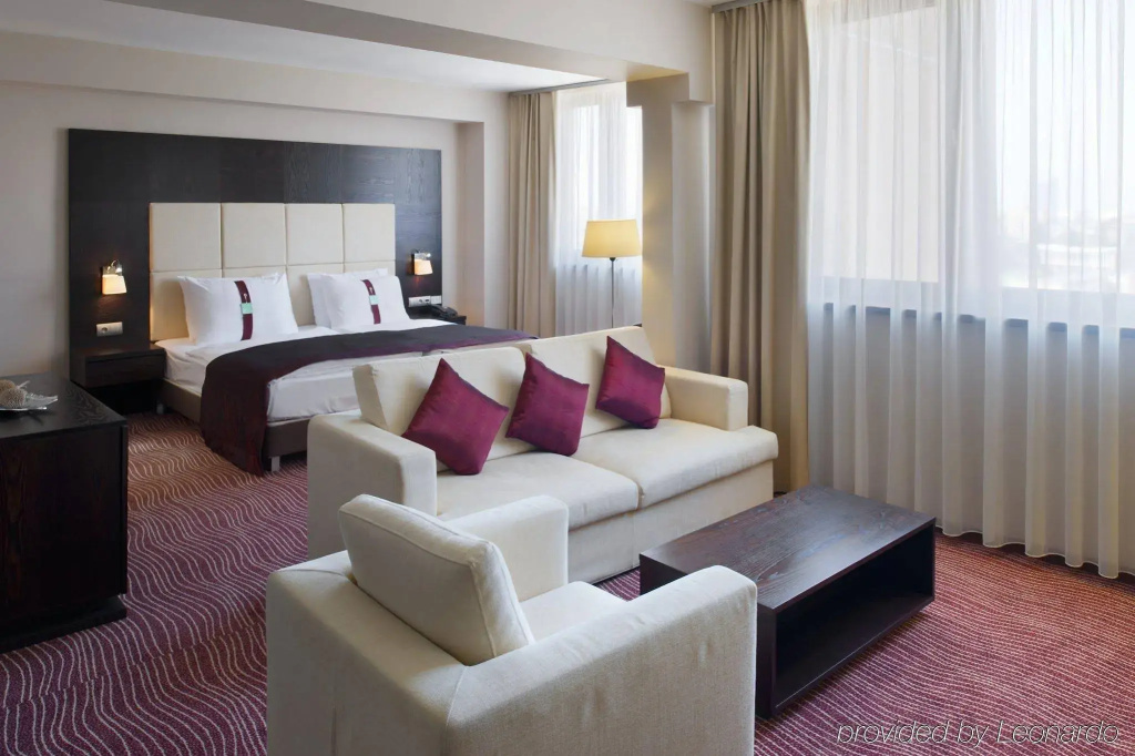Holiday Inn Bratislava - фото 2