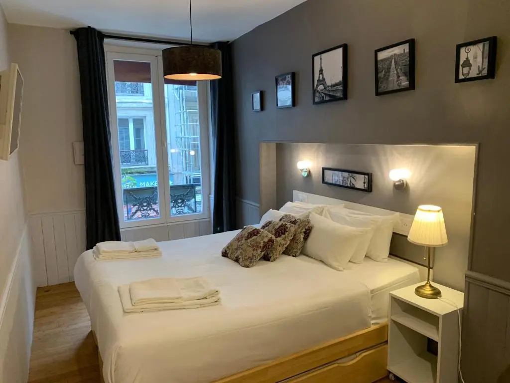 Standard Double room (full double bed)