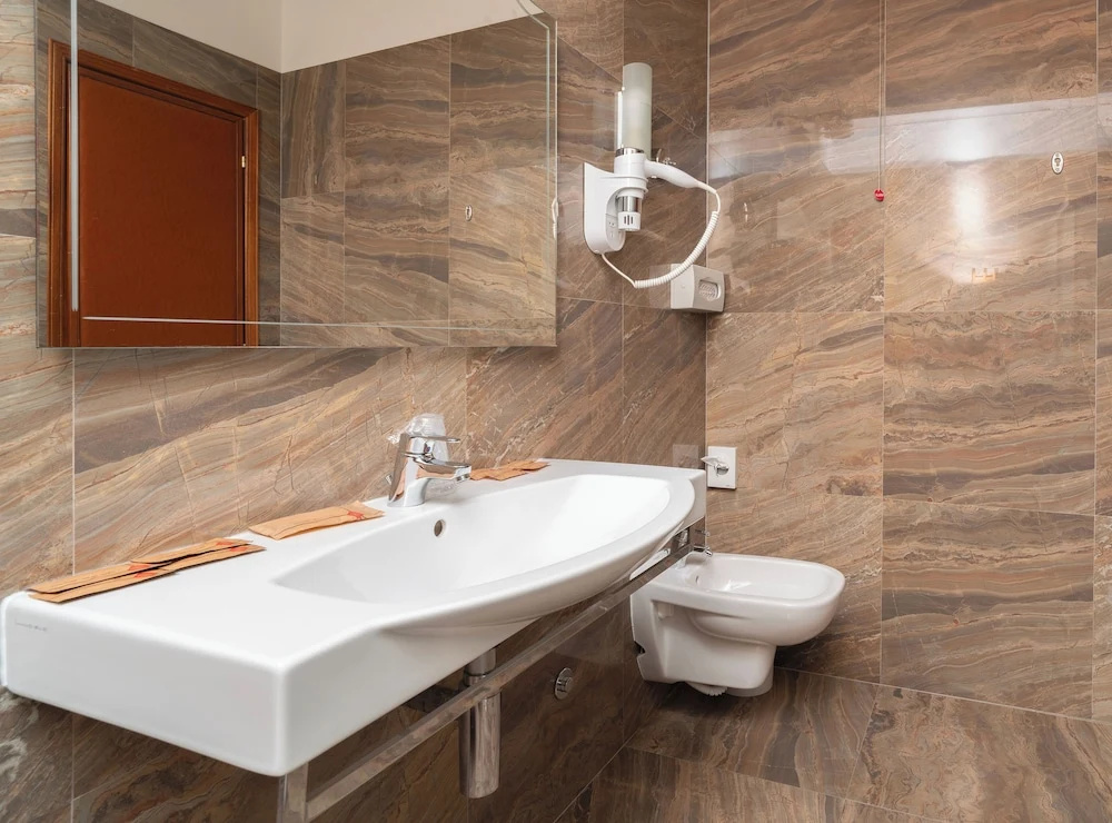 Hotel Tirreno - Chambres