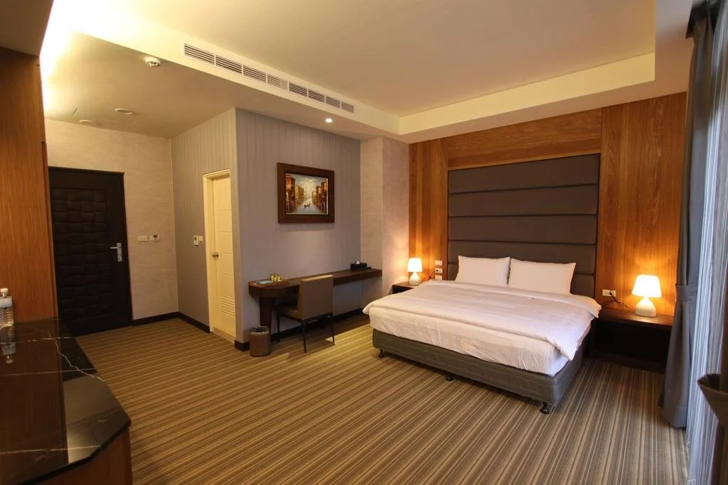 Hotel photo 12