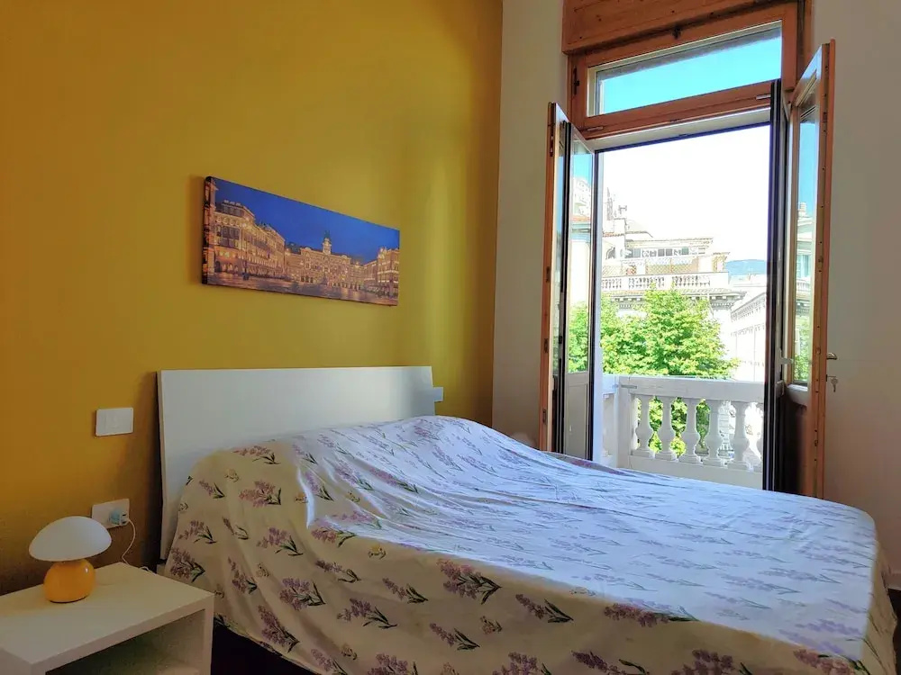Suite with balcony
