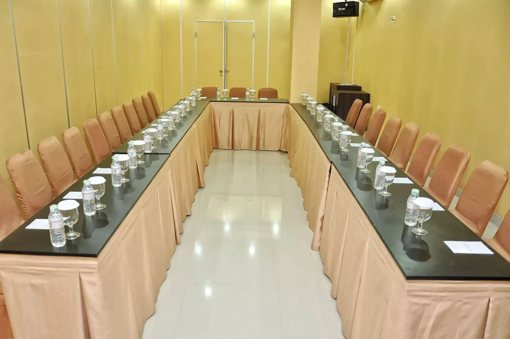 Rangkayo Basa Halal Hotel - фото 39