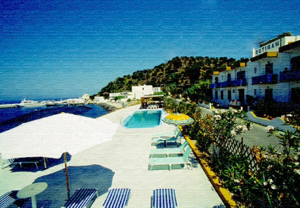 Beach & Waterfront