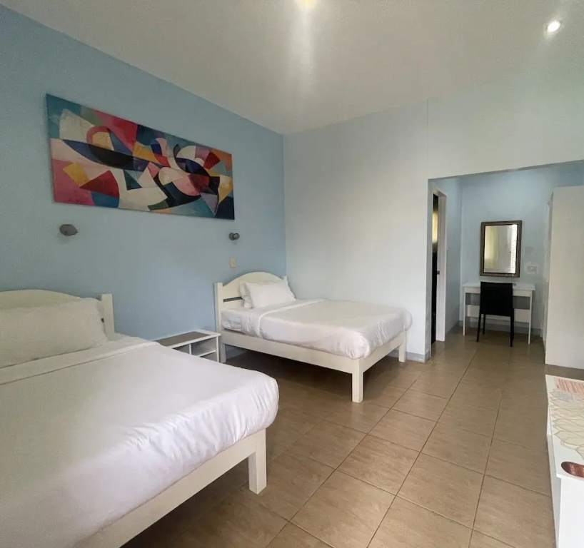 Economy room