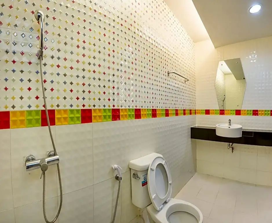 Thamrongin Hotel - Chambres