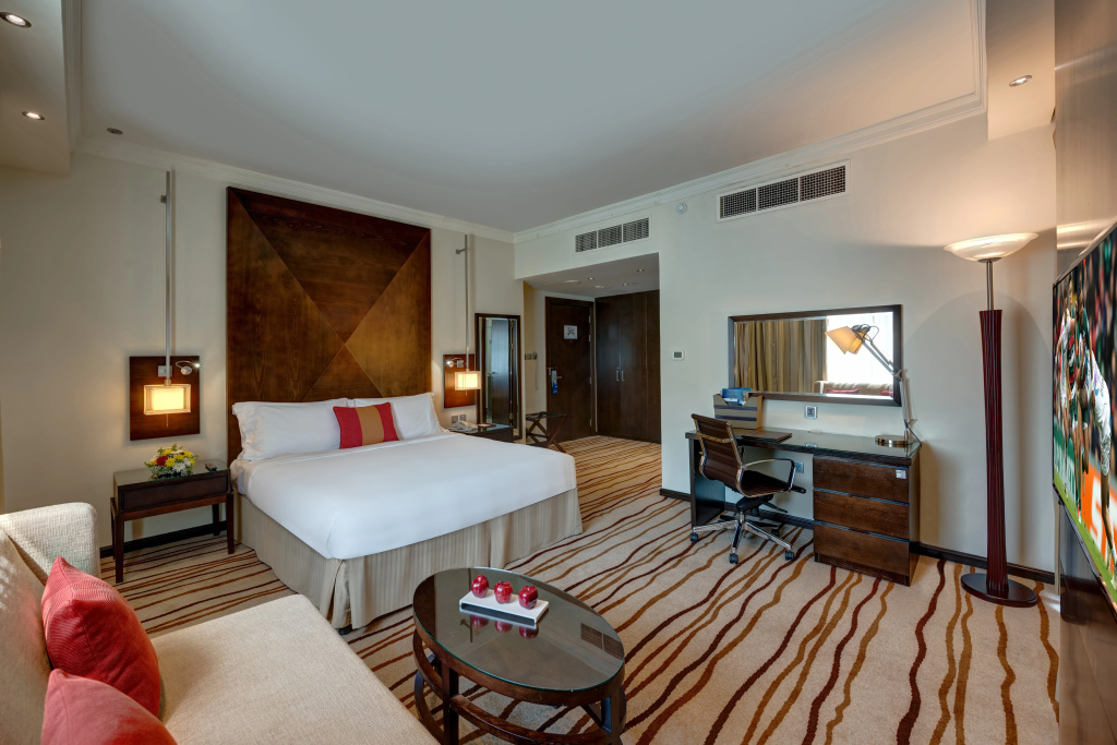 Отель Radisson Blu Barsha Heights — фото